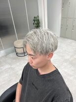 エイトサッポロ 札幌大通り店(EIGHT sapporo)&nbsp;White silver