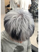 ブラック 渋谷(BLUCK)&nbsp;ホワイト×ブラック　ローライト