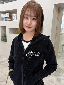 アロ 大阪梅田(alo) 【momoa】暖色ミルクティーブラウン《ブリーチ/大阪梅田》