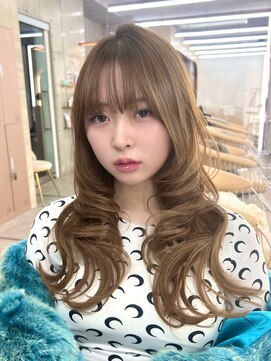 ロンドホットリップ 立川(Lond hot lip) ヘーゼルベージュ/ハッシュカット/くびれ巻/ヘーゼルブラウン