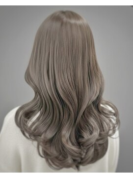 アンドモア(and MORE) 透明感ベージュカラー