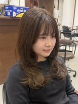 ルイ(ROUIS produced by LUCK 津田沼) ROUIS 津田沼 オリーブブラウン レイヤーカット