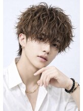 〈縦落ちツイストスパイラルパーマ＞10代20代に人気のスタイル。モテたい方はこちら［京都］