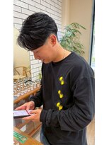 シフト(SHEEFT) センターパートリクルートカジュアル艶カラーメンズヘア