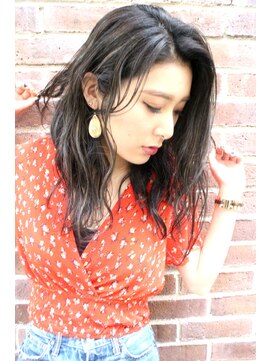 ヨッカ(YOCCA) 暗髪+ハイライト