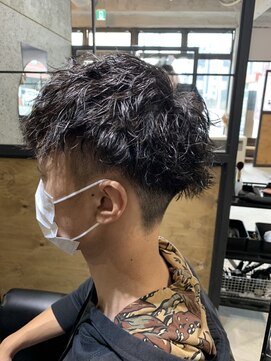 リンダテーラ(Linda tela) 【札幌　メンズカット/メンズパーマ(ツイストスパイラル)】