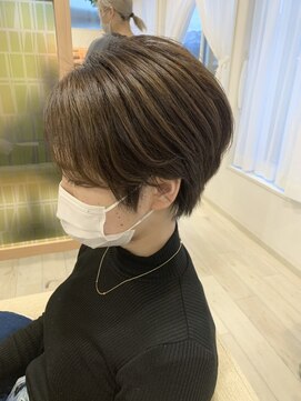 アドラーブル 駅南店(adorable) 30代40代ツヤ髪☆大人ショートひし形ハイライト脱白髪染めカラー