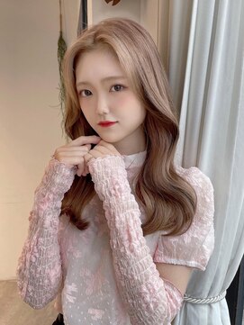 フォルテ 島田店 モテ髪ヘアカタログ、艶ウェーブヘア、ペールベージュ、髪質改善