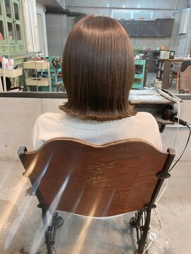 メーヴェ(Mowen) [ オリーブグレージュ ]