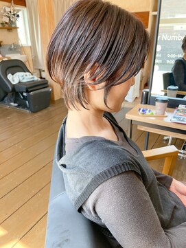ナンバー(Number) 【大分/わさだ/number】大人っぽい白髪ぼかしヘア30代40代50代