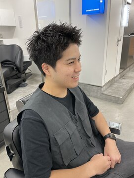 ロンド ローガン 名駅(Lond LOGAN) 大人気!ソフトツイストスパイラルで無造作スパイキーショート