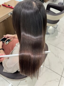 アッシュ 下北沢店(Ash) ツヤサラ縮毛矯正