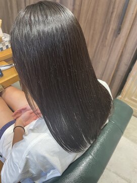 オリオリ ネイ(oli-oli ne'i) 髪質改善ストレート/縮毛矯正/アッシュブラック