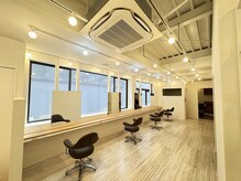 ヘアーモード ケーティー 尼崎本店(Hair Mode KT)の雰囲気(■広々とした上質空間/oggi otto/髪質改善/阪神尼崎)