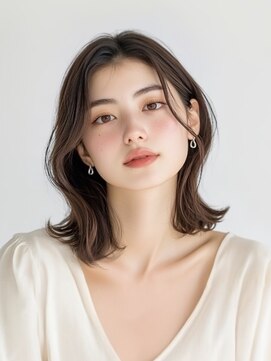 外ハネ×鎖骨ミディアム