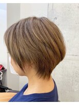 マルク(malc.) 大人ショート×骨格補正