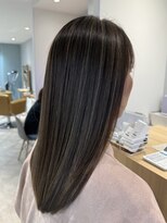 ルチア 八柱店(LUCIA by cuore)&nbsp;ハイライト　アッシュベージュ　ベージュ　アッシュブラウン