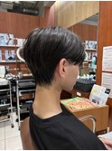 センターパート×ダウンパーマ