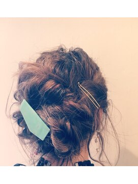 モードケイズ 尼崎店(MODE K's) 卒業式にオススメヘアアレンジ!
