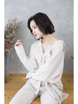 トティア 福島(Totia) 【Totia福島】オン眉ショート×スローカラー