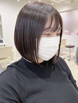 小顔ヘア　内巻きボブ