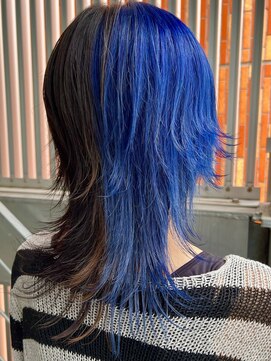 ブルー×ブラックツートンウルフ