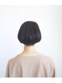 前下がりラインでシャープな印象に! 洗練ショートボブ