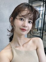 ノイ(noi)&nbsp;顔周りレイヤーカットくびれヘアミルクティーベージュカラー