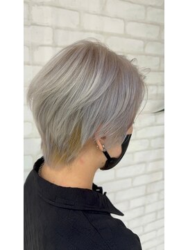 ビス リアン 川口店(Vis lien) 10代20代★大人かわいいダブルカラーブリーチミルクティーカラー