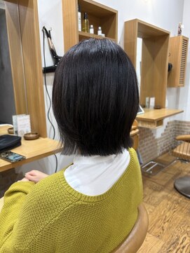 フラッタ(flata) ウルフボブ/フェイスフレーミング#グレー