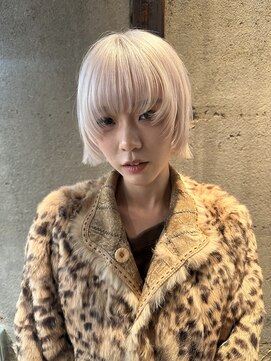 リリック(LYLICK) ホワイトカラー