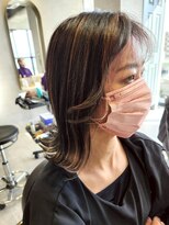 ジェコ ブラン(gecko. brun) 白髪ぼかしハイライト/外ハネミディ/トレンド #武蔵小山美容室