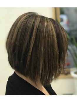 ヘアースタジオマックス(MAX)の写真/高技術でダメージレスな白髪染めを、お手頃価格で受けられる！オーガニックでお肌に優しいグレイカラー有◎