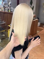 ヤーン(yarn.) ホワイトベージュ【赤堀友哉】