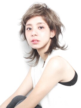 イリス(Iris.) グレージュウルフ★