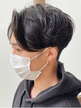 バイフィフス 原宿/表参道(by fifth) 前下がりセンターパート/ラフパーマ/カルマパーマ/かりあげ