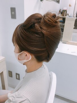 リサ 恵比寿(risa.) クラシカル夜会巻き