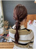 カジュアルローポニーアレンジ