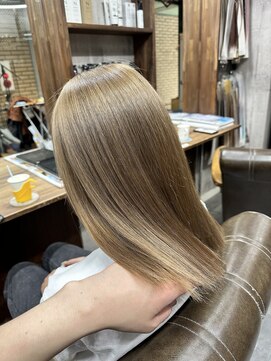 ラフ(LAFF) #ショコラアッシュ#ヘルシースタイル#ふんわりカール