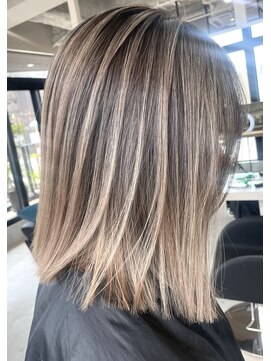 リア 近鉄八尾店(Lia) バレイヤージュ