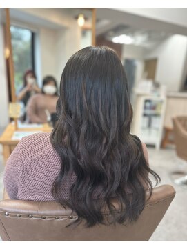 フツーロ 栄(FUTURO) プルエクステ