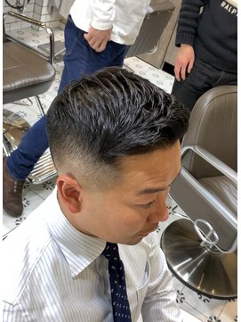 グルーマーズトウキョウ 渋谷店(GROOMER/S TOKYO) フェザーアップ　【サイドパート　スキンフェード 】/バーバー