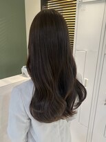 サラジュ 梅田店(SARAJU)&nbsp;saraju サトウ　アッシュブラウン　ロングレイヤー