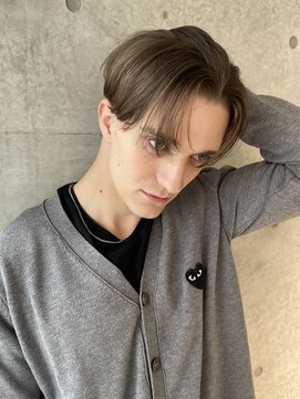 サニーサイドサロン(SUNNY SIDE SALON) センターパート/メンズショート/マッシュ/モード/たまプラーザ