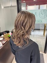 アイズ 本厚木(AIZU)&nbsp;白髪ぼかしハイライト シナモンベージュ