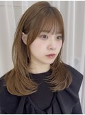前髪あり簡単スタイリングミディアムレイヤー