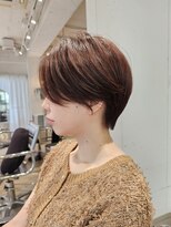 ストレータ バイ マリオ(Strata by mario)&nbsp;夏にぴったりクールなナチュラルショートミルクブラウン