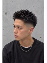 ORI. men’s hair by ENURE【オリ メンズヘア バイ エヌア】&nbsp;サイド刈り上げフェード　アップバング