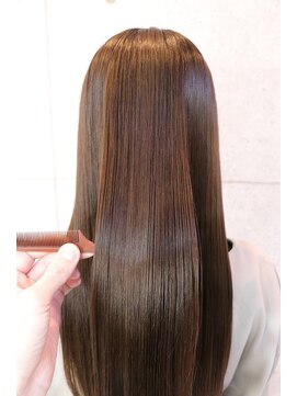 ワンヘアーアシスト(ONE HAIR assist) 【ONE HAIR】高浸透ウルティア5stepトリートメント☆