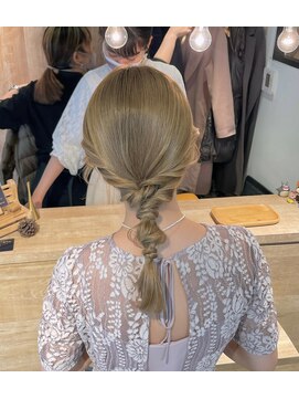 シエル(hair terrace Ciel) タイト編みおろしヘア